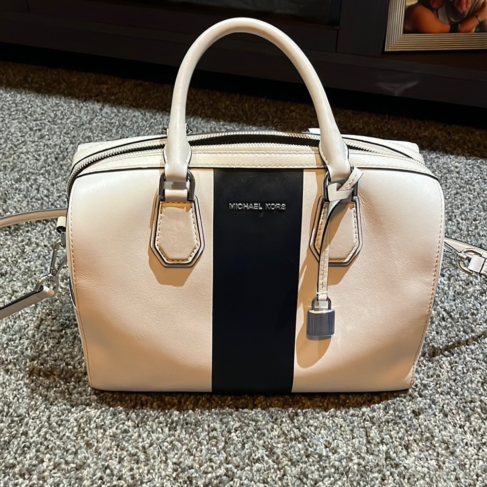 Michael Kors black and white bucket bag